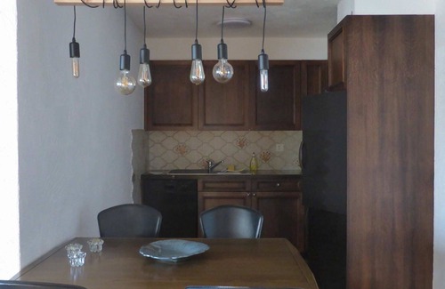 Valbella Apartment | Cosy apartment for 4 guests with WIFI, TV and balcony