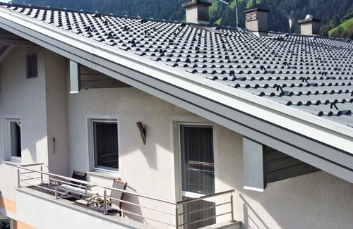 Ramsau im Zillertal Apartment | Cosy apartment for 4 guests with TV, balcony and pets allowed