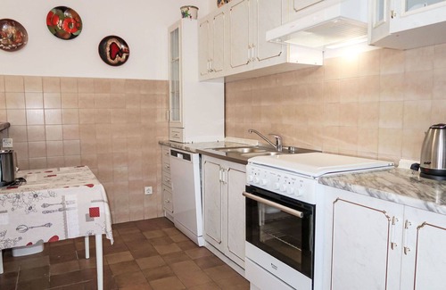 Duga Luka Apartment | Cosy apartment for 4 guests with A/C, WIFI, TV, terrace and parking