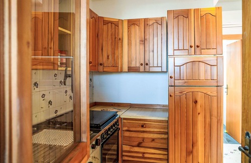 Marina di Vasto Apartment | Cosy apartment for 4 guests with TV, terrace, pets allowed and parking