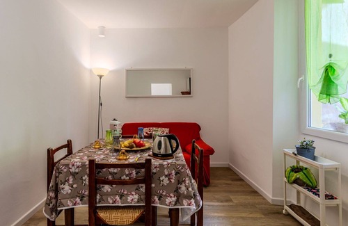 Cima Apartment | Cosy apartment for 4 people with TV, patio, pets allowed and parking