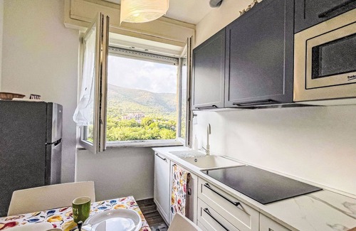 Ceriale Apartment | Cosy apartment for 4 people with A/C, WIFI, TV and balcony