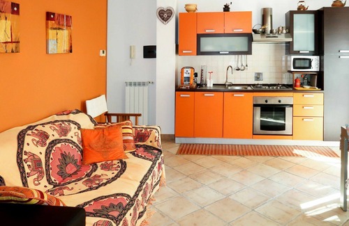Civezza Apartment | Cosy apartment for 4 people with WIFI, TV and terrace