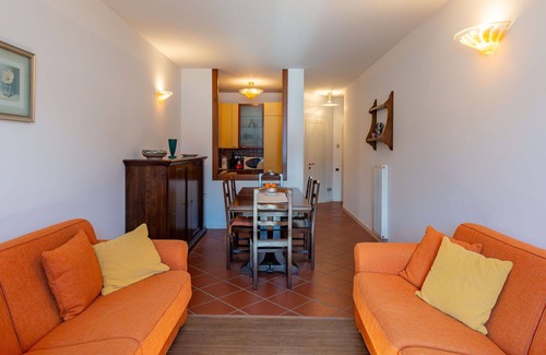 Vignola Apartment | Cosy apartment for 4 people with WIFI, TV and parking