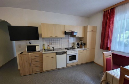 Ischgl Apartment | Cosy apartment for 4 people with TV, terrace and parking