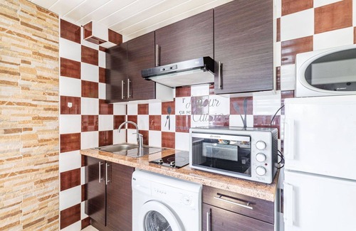 Anglet Apartment | Cosy apartment for 4 people with WIFI, TV and terrace