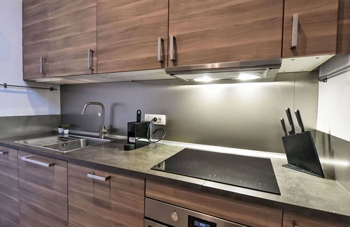 Ponte Seveso Apartment | Cosy apartment for 4 people with A/C, WIFI, TV and parking