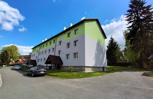 Harrachov Apartment | Cosy apartment for 5 guests with WIFI, TV and balcony