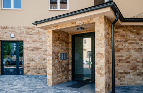 Jachymov Apartment | Cosy apartment for 5 guests with WIFI, TV, panoramic view and parking