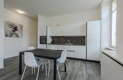 Rovereto Apartment | Cosy apartment for 5 people with WIFI, TV and balcony
