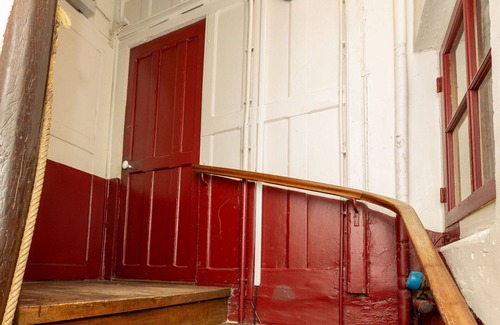 Ille-et-Vilaine Apartment | Cosy apartment for 6 guests with WIFI, TV and parking