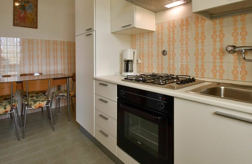 Vesta Apartment | Cosy apartment for 6 people with WIFI, TV, balcony, pets allowed and parking