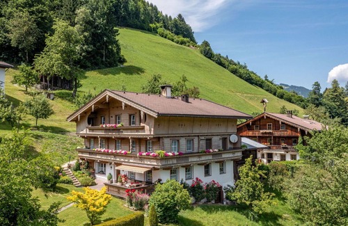 Hippach-Schwendberg Apartment | Cosy apartment for 8 guests with WIFI, TV, patio and parking