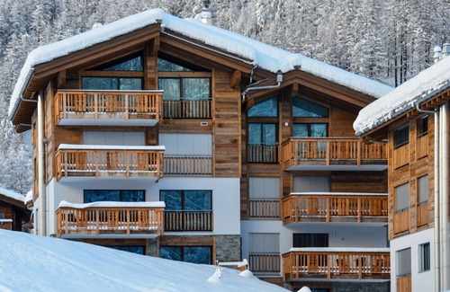 Zermatt Apartment | Cosy apartment for 8 guests with WIFI, TV and terrace