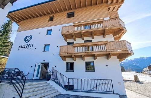 Oberau Wildschonau Apartment | Cosy apartment for 5 guests with WIFI, TV and balcony