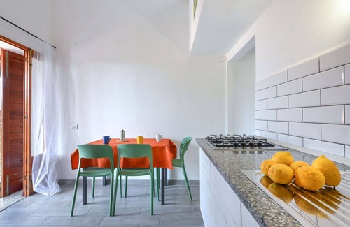 Naregno Apartment | Cosy apartment for 3 people with pool, WIFI, A/C and terrace