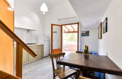 Naregno Apartment | Cosy apartment for 3 people with pool, WIFI, A/C and terrace