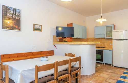 San Pietro a Mare Apartment | Cosy apartment for 9 people with A/C, WIFI, TV, patio, pets allowed and parking
