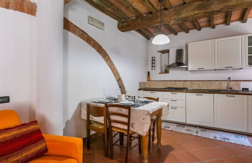 San Macario In Monte Villa | Cosy apartment in villa for 4 people with pool, WIFI, TV, patio and pets allowed