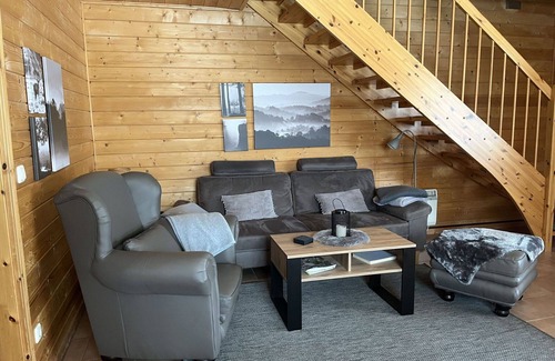 Hasselfelde House | Cosy apartment in villa for 4 guests with WIFI, TV, terrace and parking