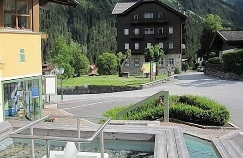 Krimml Apartment | Cosy Apartment In The Center Of Krimml, A Stroll Away From Krimml Waterfalls