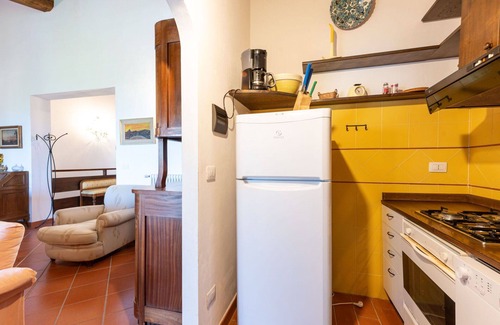 Poderi Villa | Cosy apartment in villa with WIFI, private pool, hot tub, TV, patio, panoramic view, parking