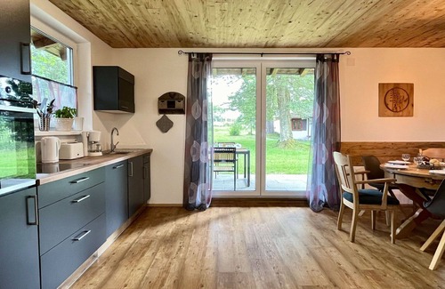 Grafenhausen House | Cosy apartment in villa for 6 people with WIFI, TV, terrace and parking