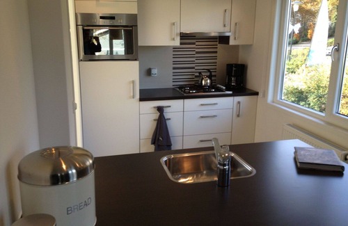 Belfeld House | Cosy apartment in villa for 4 people with WIFI, pool, TV, terrace and parking