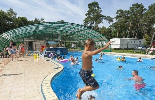 Municipality of Arnhem House | Cosy apartment in villa for 4 people with WIFI, pool, TV, terrace, pets allowed and parking