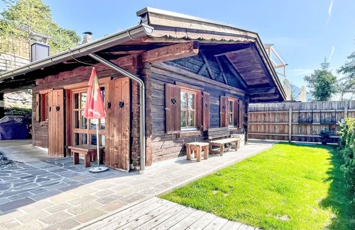 Imst House | Cosy apartment in villa with WIFI, TV, terrace, pets allowed, panoramic view and parking