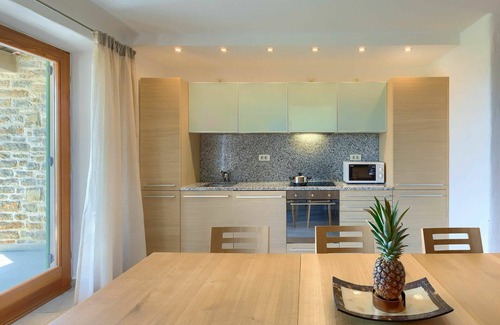 Baredine House | Cosy apartment in villa with A/C, WIFI, pool, TV, terrace, panoramic view and parking