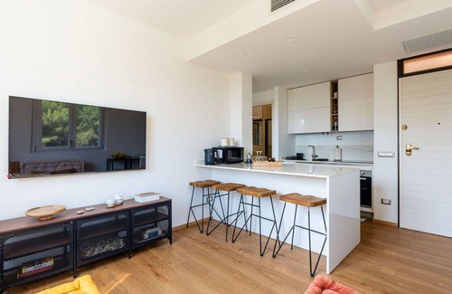 Cisano sul Neva Apartment | Cosy apartment for 4 people with A/C and parking