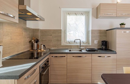 Novate Mezzola Apartment | Cosy apartment for 5 guests with WIFI, TV, balcony and parking
