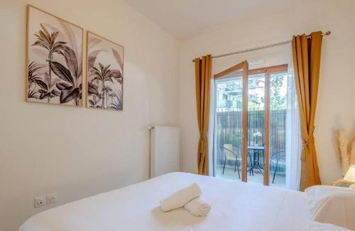 Montevrain Apartment | Cosy Apartment - Parking, Garden,10mn from Disneyland!