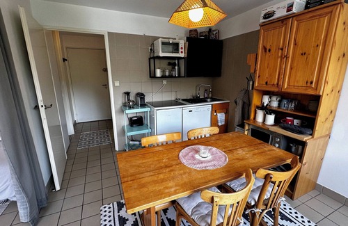 Puy-Saint-Pierre Apartment | Cosy apartment Pied de Piste (Prorel gondola)/Downtown