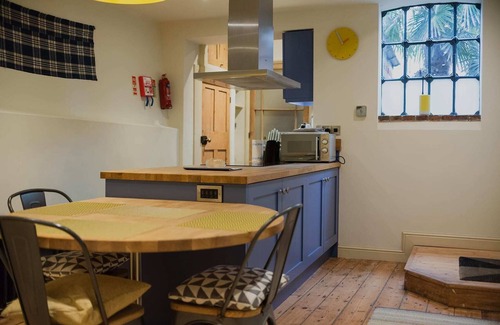 Norwich Apartment | Cosy Apartment Sleeping 2 Close to City Centre