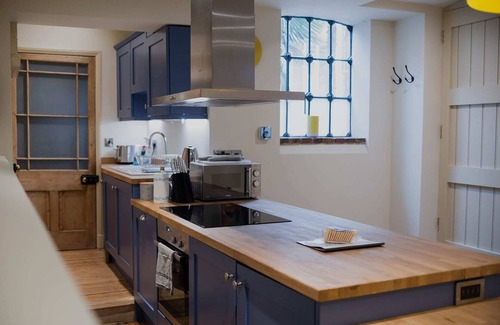 Norwich Apartment | Cosy Apartment Sleeping 2 Close to City Centre