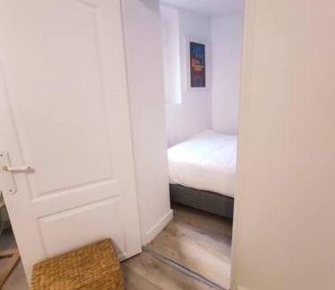 Charenton-le-Pont Apartment | Cosy Appartement 4P proche 12eme/Vincennes