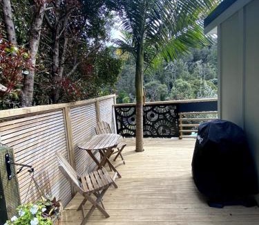 Maraetai House | Cosy Beach Bach