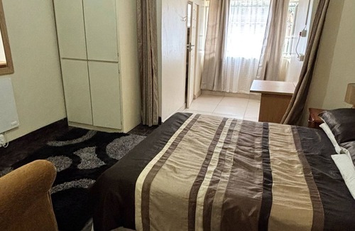 Ladysmith Bed & Breakfast | Cosy Bed & Breakfast in a safe and secure area