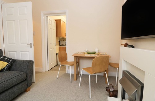 Heysham Cottage | COSY BEE, pet friendly, character holiday cottage in Heysham