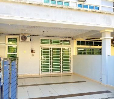 Kampung Darat Mak Bar House | Cosy Casa Hana 4BR 3B
