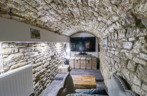 Eastgate Cottage | Cosy Cave Stanhope Castle