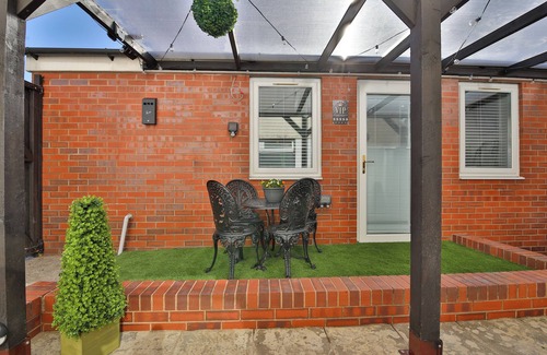 Butetown House | Cosy Central Cardiff Bungalow
