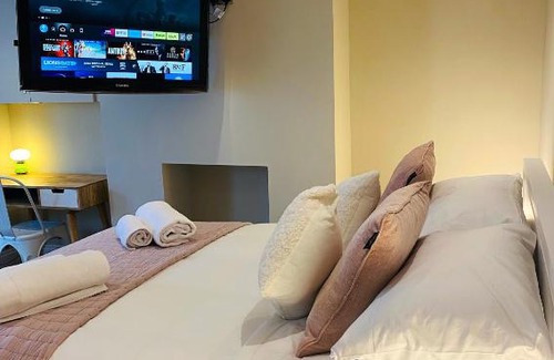 St Leonards-On-Sea Apartment | Cosy Central Hideaway
