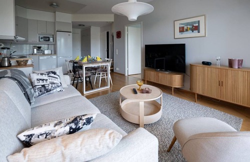 Rovaniemi Apartment | Cosy City Apartment with Sauna by BookLapland