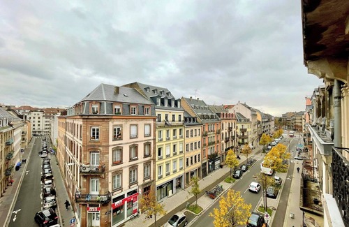 Poincare Apartment | Cosy & comfortable stay in downtown Strasbourg