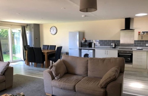 Stroud House | Cosy Cotswold Coachhouse - Rural and quiet