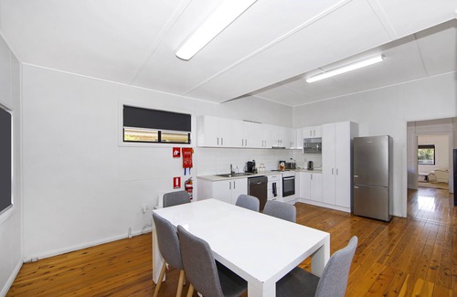 Ettalong Beach House | Cosy Cottage in the heart of Ettalong