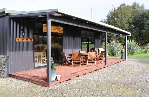Grey District Cottage | Cosy cottage in the Grey Valley close to Paparoa Range Great Walk & Pike River.